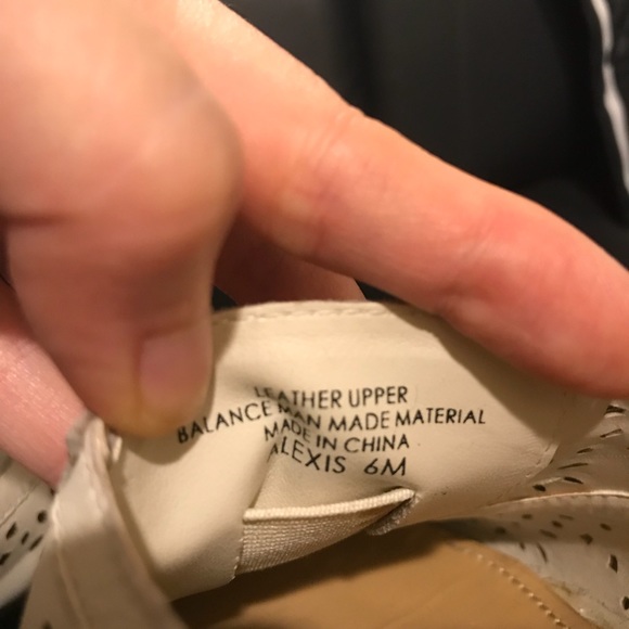 Crown Vintage Floral Cutout Leather Oxford - Picture 7 of 8